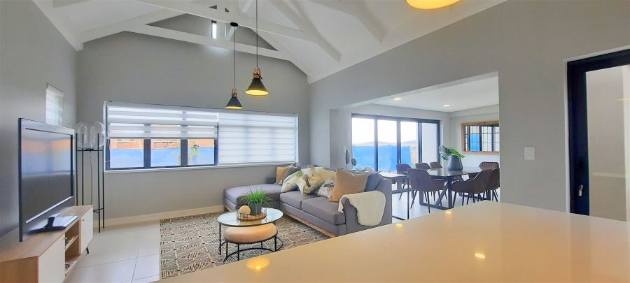 2 Bedroom Property for Sale in Hartland Lifestyle Estate Western Cape